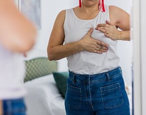 When to Worry About a Breast Lump | Signs & Diagnosis